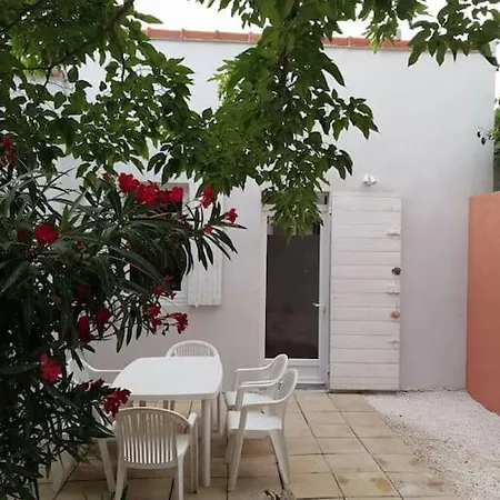 Villa Au Calme Avec Exterieur Et Parking Gratuit Aux Portes D'Aix Et Marseille Emplacement Ideal Exterior photo