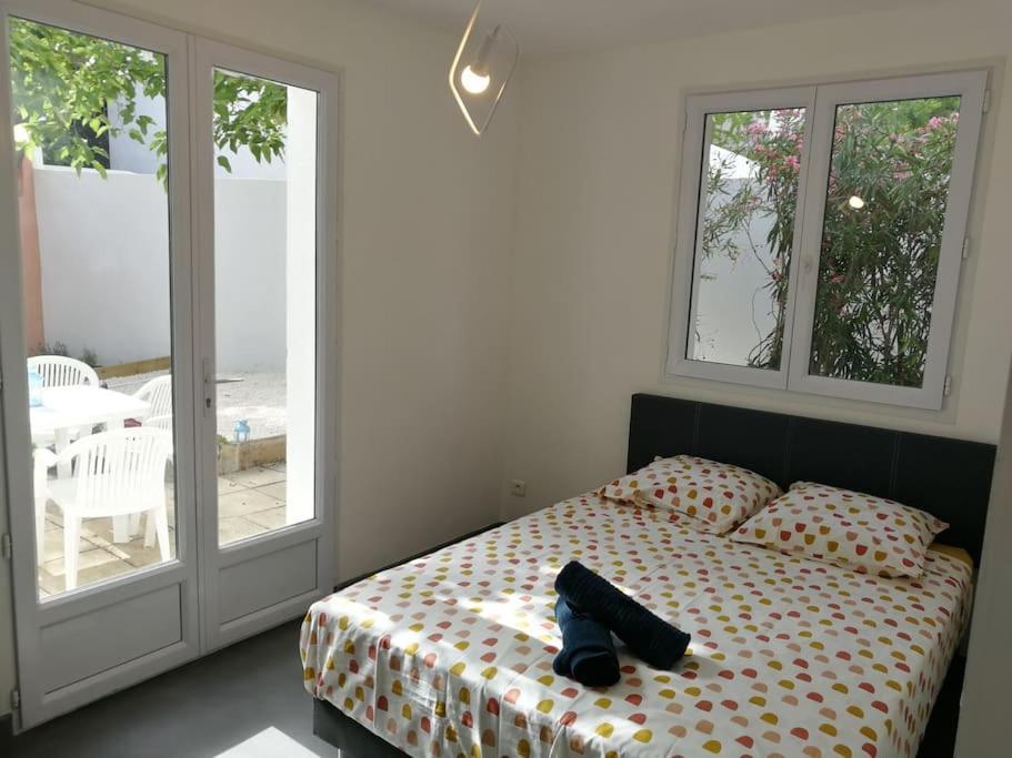 Villa Au Calme Avec Exterieur Et Parking Gratuit Aux Portes D'aix Et Emplacement Ideal Marsella